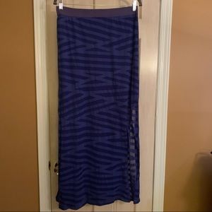 💙 Double split maxi skirt in blue 💙